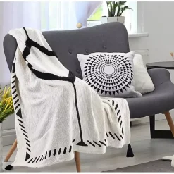 Best Anna Black And White Diamond Throw Blankets & Throws