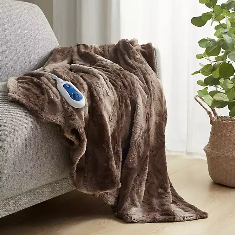 Outlet Beautyrest Faux Fur Oversized Heated Throw Blankets & Throws