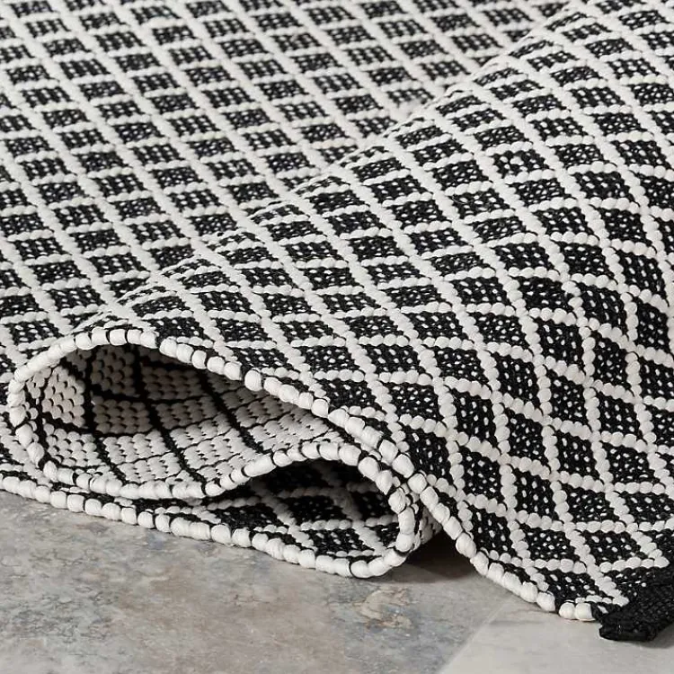 Kirklands Home Outdoor Rugs|Black & White Trellis Indoor/Outdoor Runner, 3x8