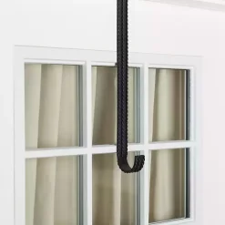 Metal Twisted Wreath Hanger Wreaths