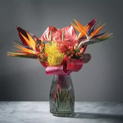 Clearance Round Ribbed Glass Vase Vases