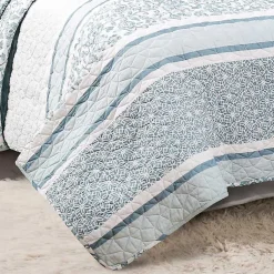 Kirklands Home Quilts|Blue Nisha Floral Full/Queen 3-pc. Quilt Set