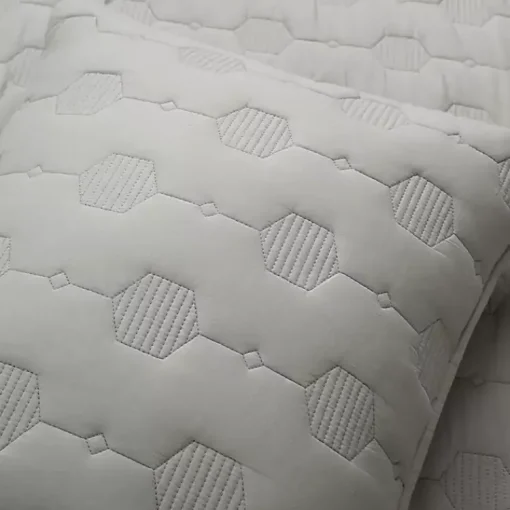 Kirklands Home Quilts|Hexagon Honeycomb 3-pc. Cali King Quilt Set Gray