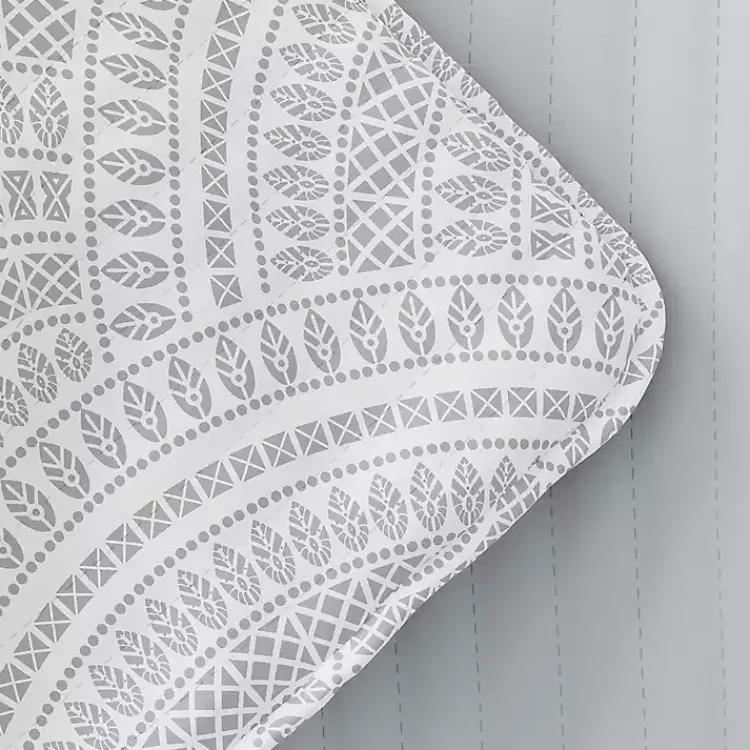 Kirklands Home Quilts|Gray Scalloped Reversible 3-pc. Queen Quilt Set