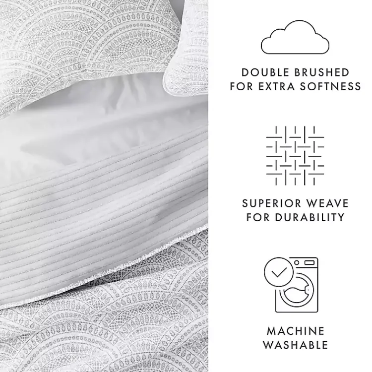 Kirklands Home Quilts|Gray Scalloped Reversible 3-pc. Queen Quilt Set