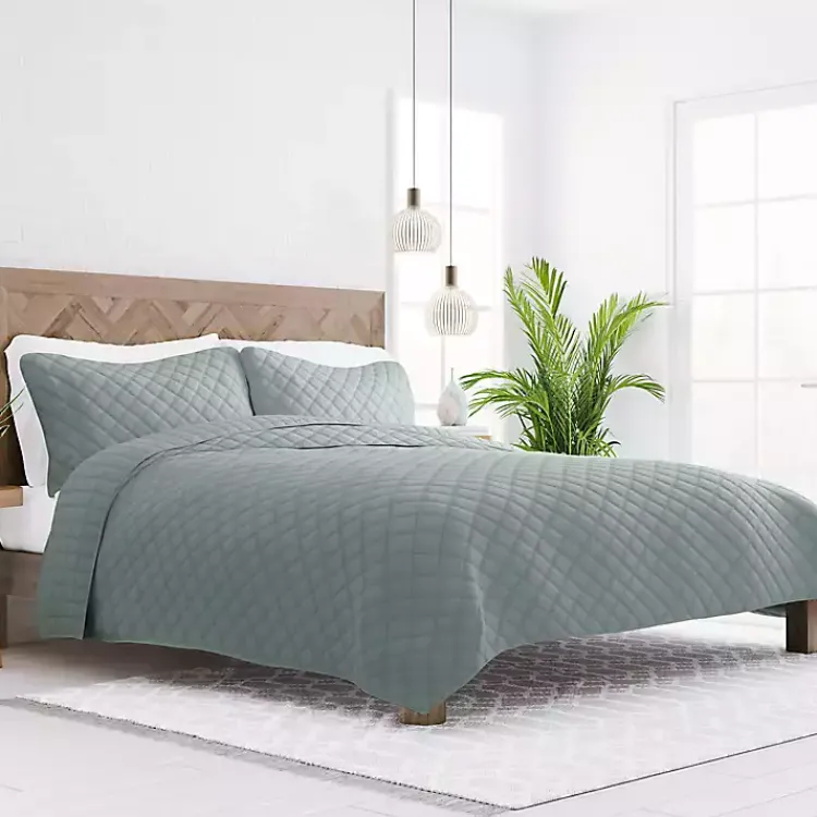 Kirklands Home Quilts|Stitched Diamond 3-pc. Queen Quilt Set Green