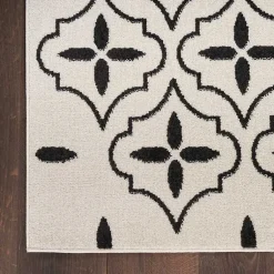 Kirklands Home Outdoor Rugs|Ivory & Black Quatrefoil Indoor/Outdoor Rug, 5x7