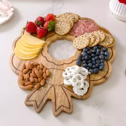 New Natural Wood Christmas Wreath Serving Board Christmas Dining & Entertaining