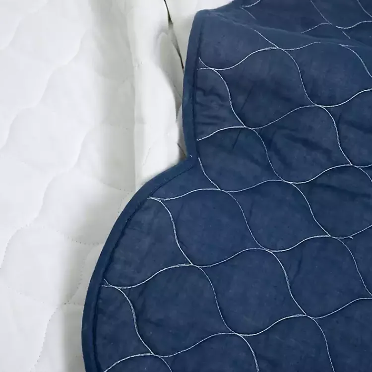 Kirklands Home Quilts|White and Navy Scallop 3-pc. Full/Queen Quilt Set