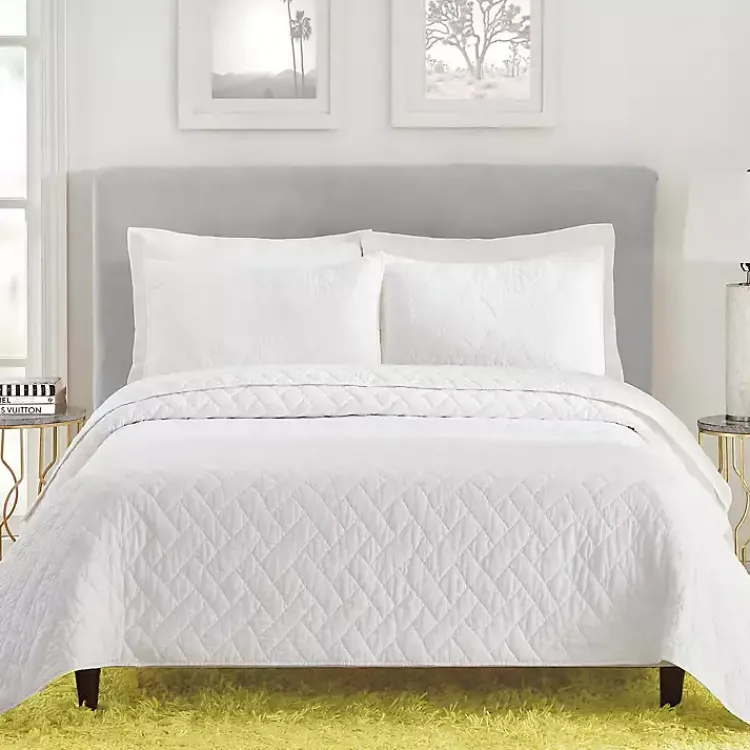 Kirklands Home Bedspreads & Coverlets|Dream Weaver 3-pc. King Coverlet Set White