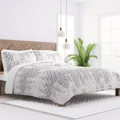 Kirklands Home Quilts|White Trellis Reversible 2-pc. Twin Quilt Set