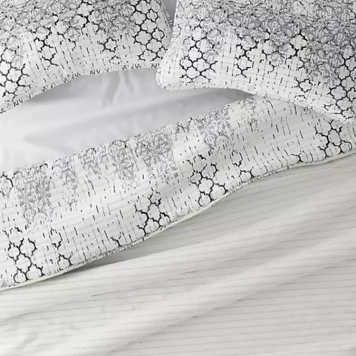 Kirklands Home Quilts|White Trellis Reversible 3-pc. King Quilt Set