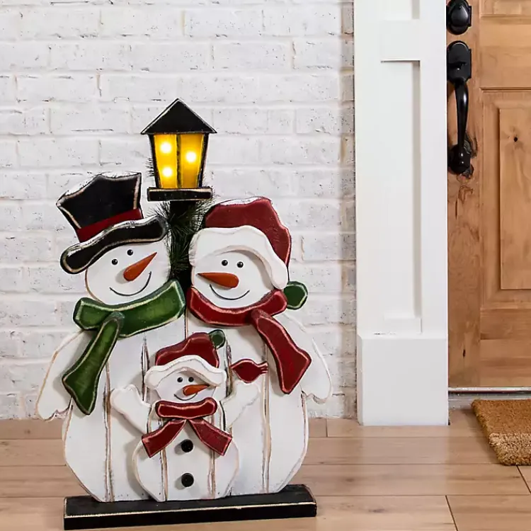 New Wooden LED Light Post Snowman Family Outdoor Christmas Decorations